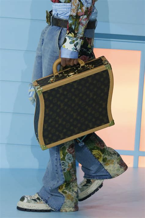 virgil louis vuitton bags|louis vuitton wife.